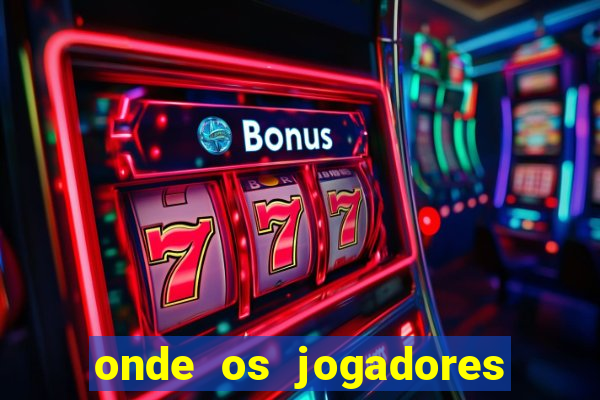 onde os jogadores do corinthians moram