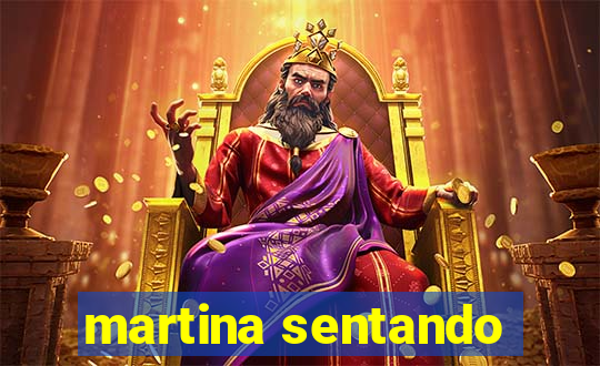 martina sentando